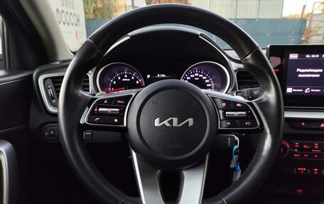 KIA cee'd III, 2022 год, 2 099 000 рублей, 21 фотография