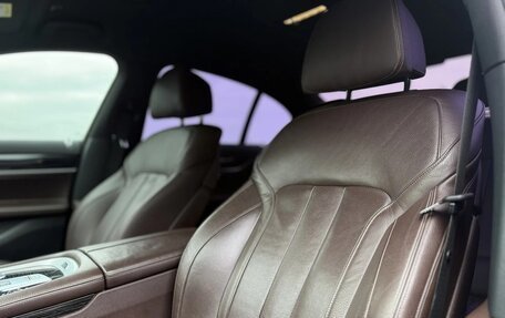 BMW 7 серия, 2017 год, 3 590 000 рублей, 10 фотография