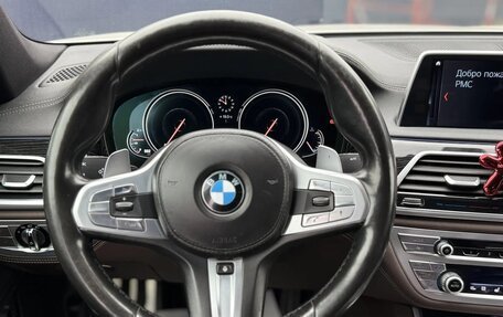 BMW 7 серия, 2017 год, 3 590 000 рублей, 11 фотография