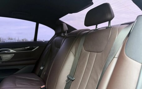 BMW 7 серия, 2017 год, 3 590 000 рублей, 20 фотография