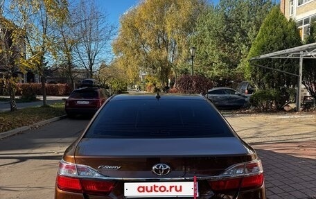 Toyota Camry, 2017 год, 2 600 000 рублей, 10 фотография