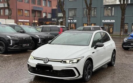 Volkswagen Golf VIII, 2023 год, 1 940 000 рублей, 3 фотография