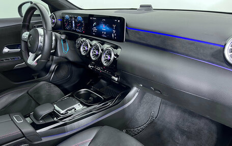 Mercedes-Benz A-Класс AMG, 2020 год, 3 330 000 рублей, 17 фотография