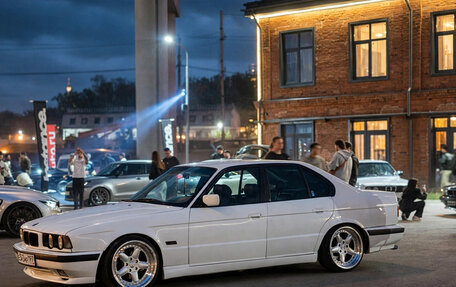 BMW 5 серия, 1990 год, 630 000 рублей, 2 фотография