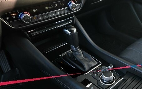 Mazda 6, 2018 год, 1 799 000 рублей, 23 фотография
