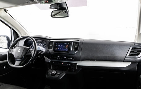 Peugeot Traveller I, 2019 год, 2 299 000 рублей, 9 фотография