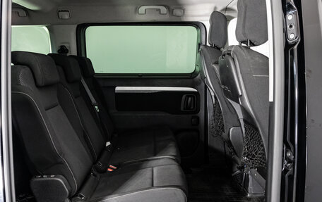 Peugeot Traveller I, 2019 год, 2 299 000 рублей, 18 фотография