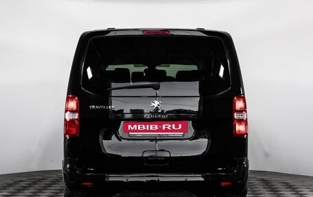 Peugeot Traveller I, 2019 год, 2 299 000 рублей, 6 фотография