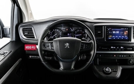 Peugeot Traveller I, 2019 год, 2 299 000 рублей, 13 фотография