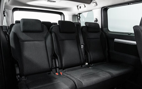 Peugeot Traveller I, 2019 год, 2 299 000 рублей, 19 фотография