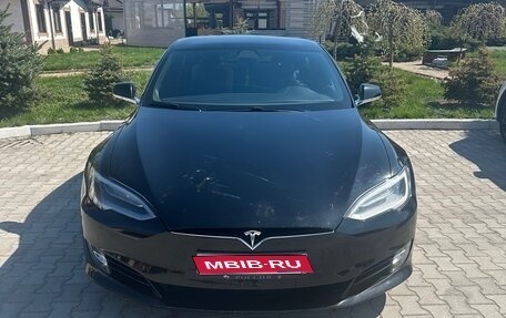Tesla Model S I, 2018 год, 3 526 000 рублей, 1 фотография