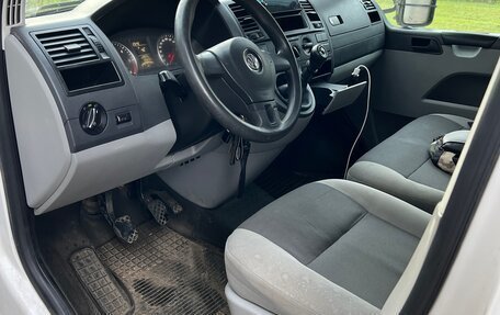 Volkswagen Transporter T5 рестайлинг, 2014 год, 1 100 000 рублей, 20 фотография