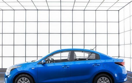 KIA Rio IV, 2020 год, 1 590 000 рублей, 6 фотография