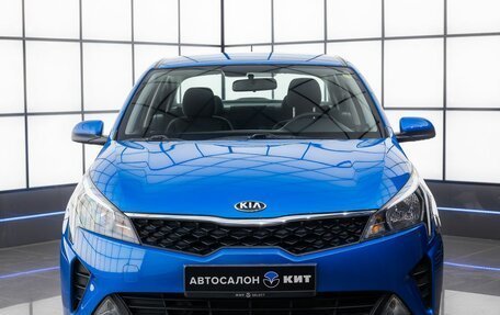 KIA Rio IV, 2020 год, 1 590 000 рублей, 2 фотография