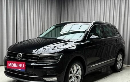 Volkswagen Tiguan II, 2017 год, 2 399 000 рублей, 3 фотография