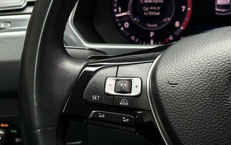Volkswagen Tiguan II, 2017 год, 2 399 000 рублей, 21 фотография