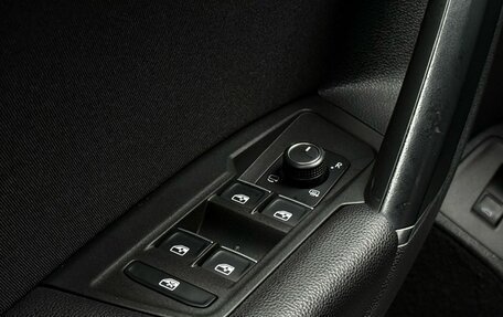 Volkswagen Tiguan II, 2017 год, 2 399 000 рублей, 25 фотография