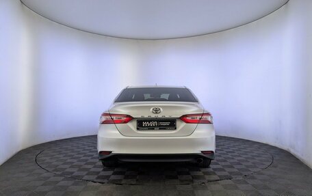 Toyota Camry, 2021 год, 3 150 000 рублей, 6 фотография