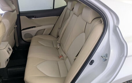 Toyota Camry, 2021 год, 3 150 000 рублей, 12 фотография