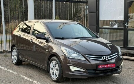 Hyundai Solaris II рестайлинг, 2015 год, 1 059 000 рублей, 1 фотография
