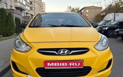 Hyundai Solaris II рестайлинг, 2013 год, 565 000 рублей, 1 фотография