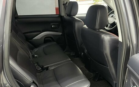 Mitsubishi Outlander III рестайлинг 3, 2011 год, 1 175 000 рублей, 9 фотография