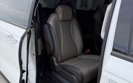 KIA Carnival, 2024 год, 6 300 000 рублей, 9 фотография