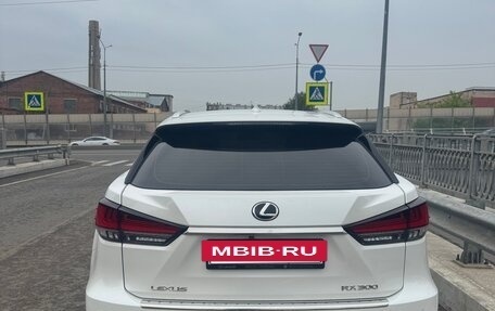 Lexus RX IV рестайлинг, 2020 год, 4 850 000 рублей, 4 фотография