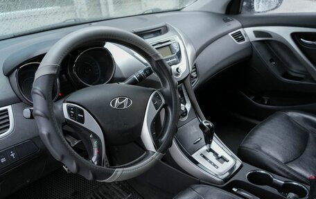Hyundai Avante, 2011 год, 690 000 рублей, 12 фотография
