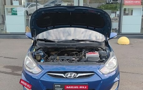 Hyundai Solaris II рестайлинг, 2011 год, 485 000 рублей, 11 фотография