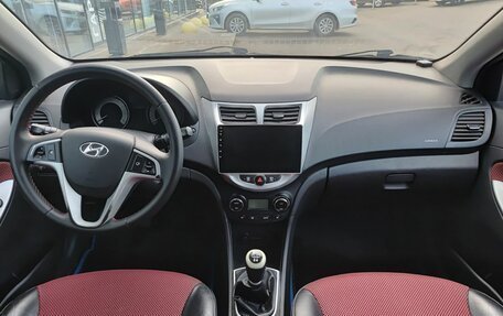 Hyundai Solaris II рестайлинг, 2011 год, 485 000 рублей, 17 фотография