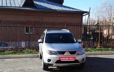 Mitsubishi Outlander III рестайлинг 3, 2008 год, 1 145 000 рублей, 8 фотография