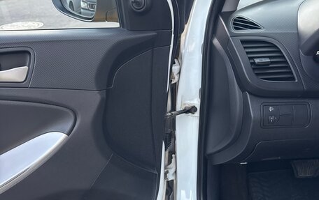 Hyundai Solaris II рестайлинг, 2013 год, 565 000 рублей, 16 фотография