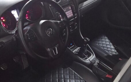 Volkswagen Golf VII рестайлинг, 2011 год, 650 000 рублей, 5 фотография