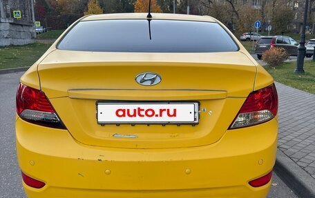 Hyundai Solaris II рестайлинг, 2013 год, 565 000 рублей, 3 фотография