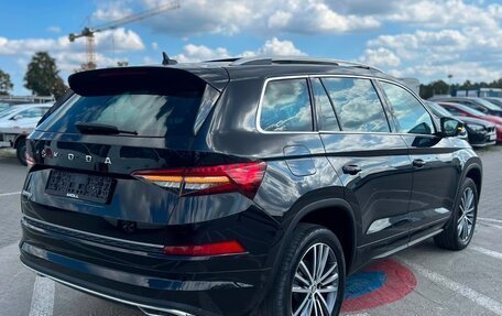 Skoda Kodiaq I, 2023 год, 3 575 000 рублей, 5 фотография