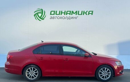 Volkswagen Jetta VII, 2011 год, 790 000 рублей, 4 фотография