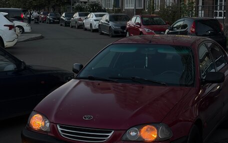 Toyota Avensis III рестайлинг, 1998 год, 250 000 рублей, 2 фотография