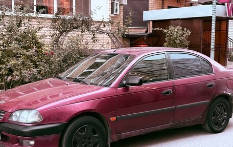 Toyota Avensis III рестайлинг, 1998 год, 250 000 рублей, 5 фотография