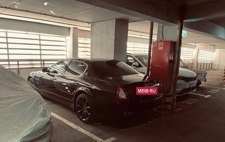 Maserati Quattroporte VI, 2010 год, 1 800 000 рублей, 23 фотография