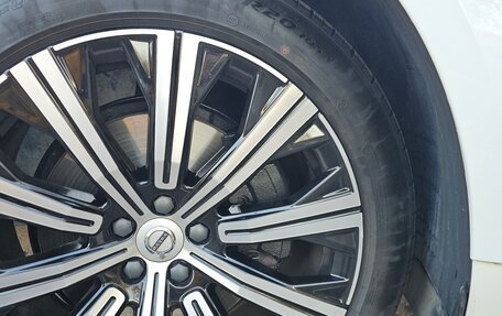 Volvo XC60 II, 2019 год, 4 100 000 рублей, 36 фотография