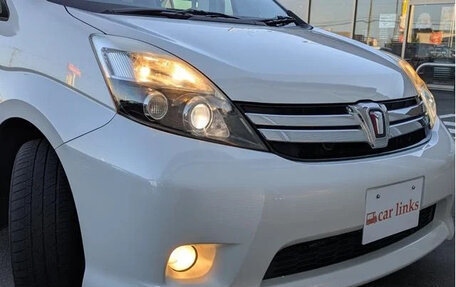Toyota ISis I, 2017 год, 1 520 000 рублей, 2 фотография