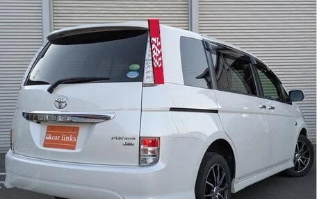 Toyota ISis I, 2017 год, 1 520 000 рублей, 7 фотография