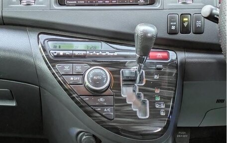 Toyota ISis I, 2017 год, 1 520 000 рублей, 23 фотография