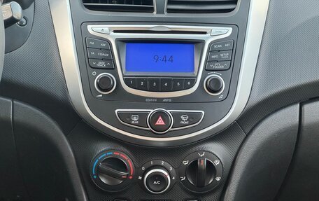 Hyundai Solaris II рестайлинг, 2013 год, 849 000 рублей, 13 фотография