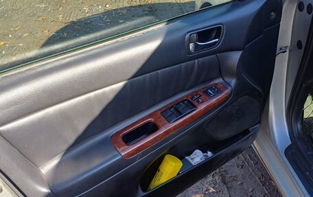 Toyota Camry V40, 2004 год, 800 000 рублей, 13 фотография