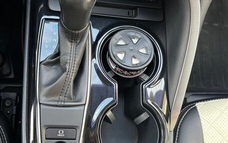 Toyota Camry, 2018 год, 2 650 000 рублей, 10 фотография