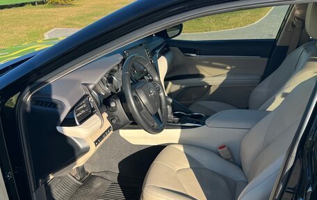 Toyota Camry, 2021 год, 3 499 000 рублей, 9 фотография
