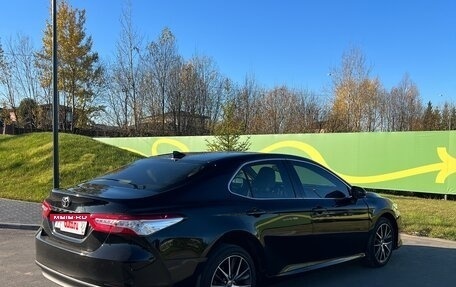 Toyota Camry, 2021 год, 3 499 000 рублей, 5 фотография