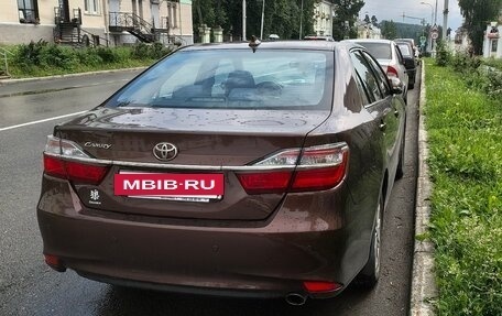 Toyota Camry, 2017 год, 2 460 000 рублей, 4 фотография